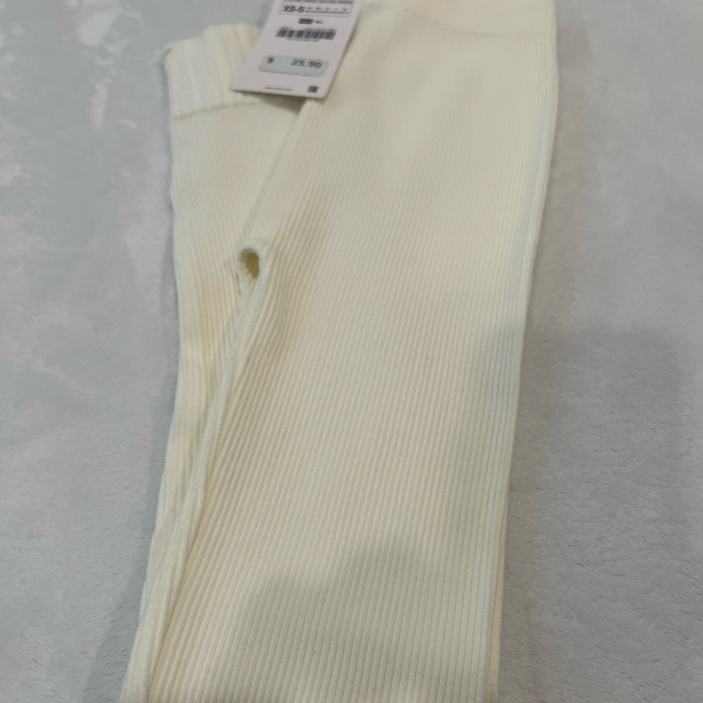 Zara Off-White Ribbed Pants